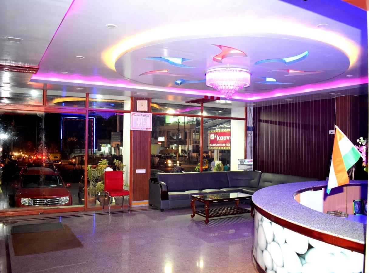 Hotel Kaveri Palace 마이소르 외부 사진