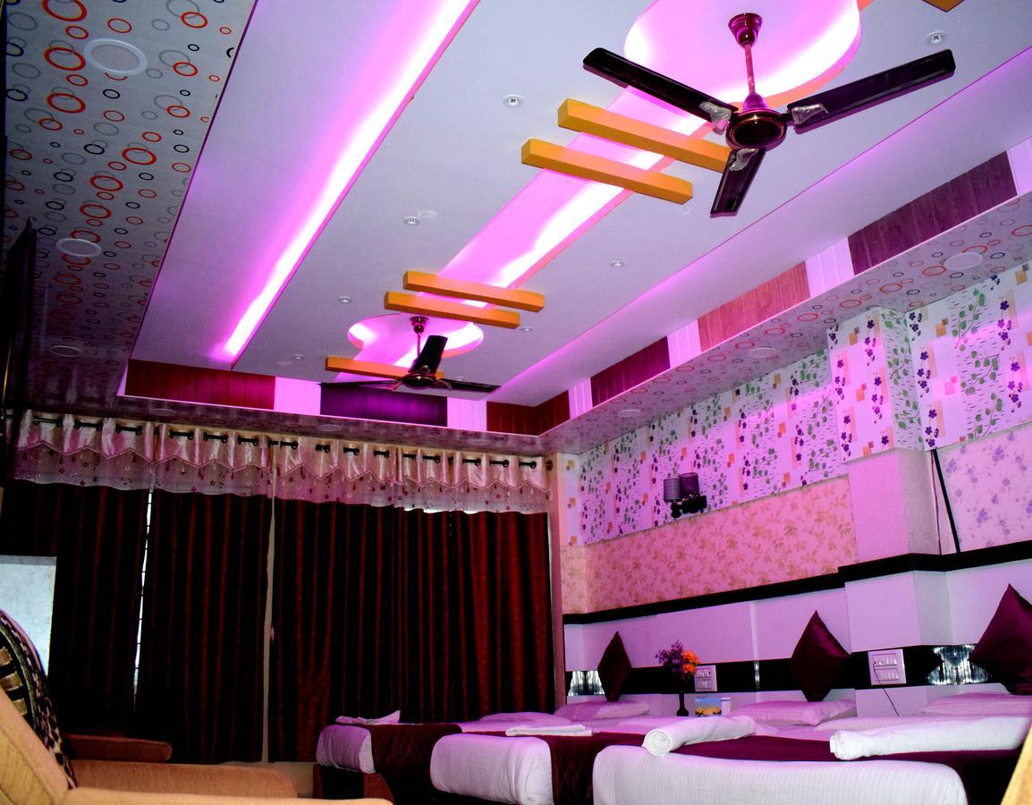 Hotel Kaveri Palace 마이소르 외부 사진